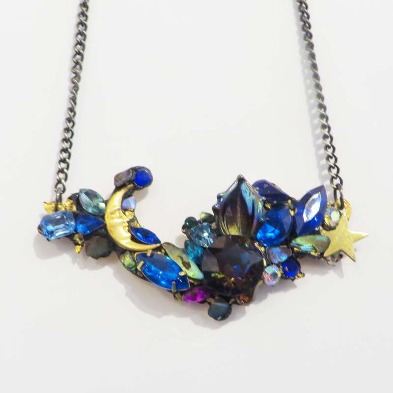 Medium Bower Necklace